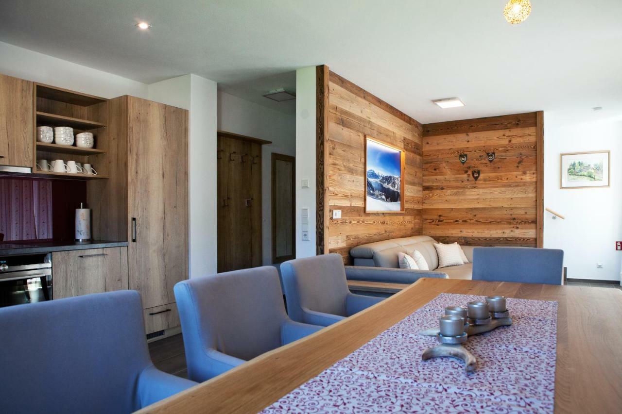 Alp-IN Lodges Kaprun Exteriör bild